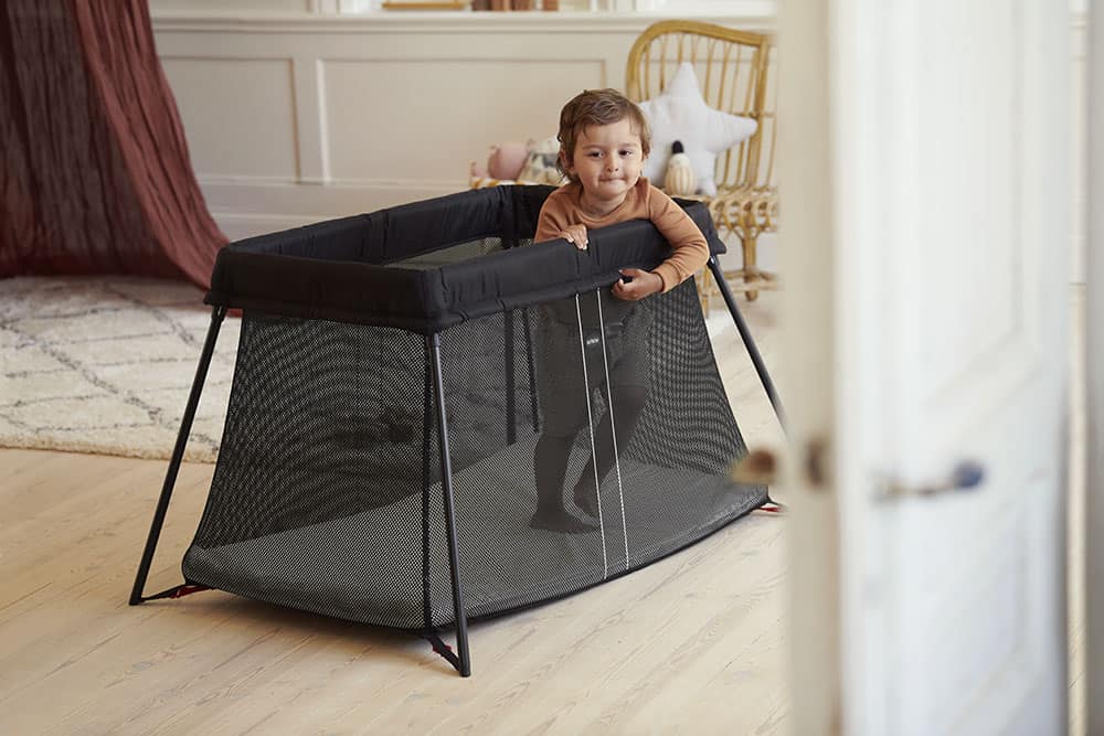 BabyBjörn Travel Crib Light